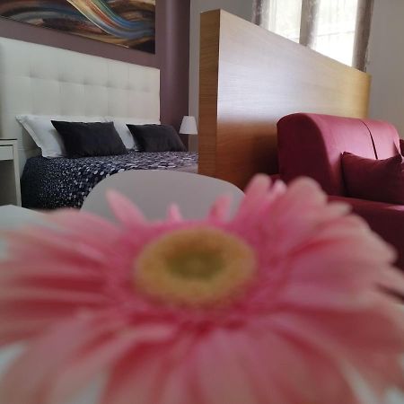 Casa Nicole Apartment Castelbuono  Ngoại thất bức ảnh