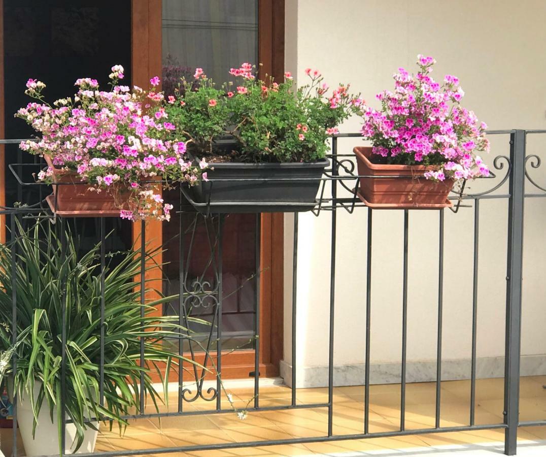 Casa Nicole Apartment Castelbuono  Ngoại thất bức ảnh